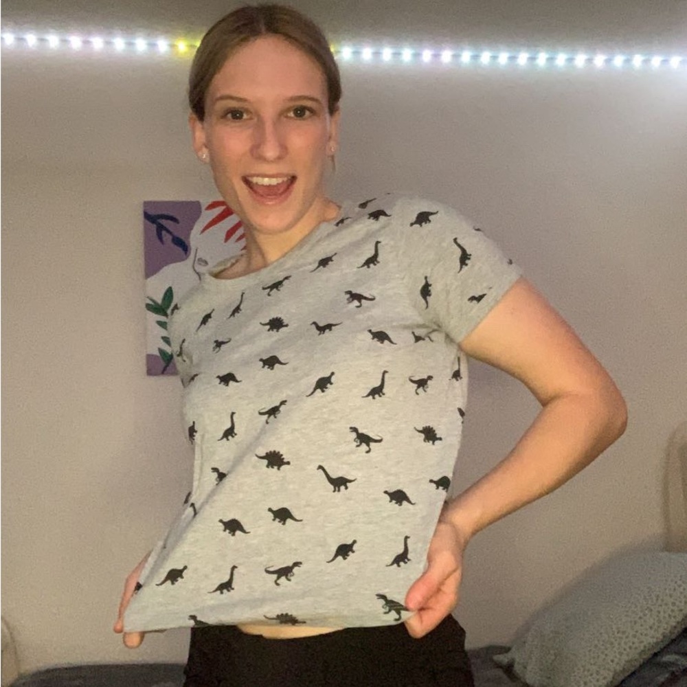 Cropped graphic T-shirt